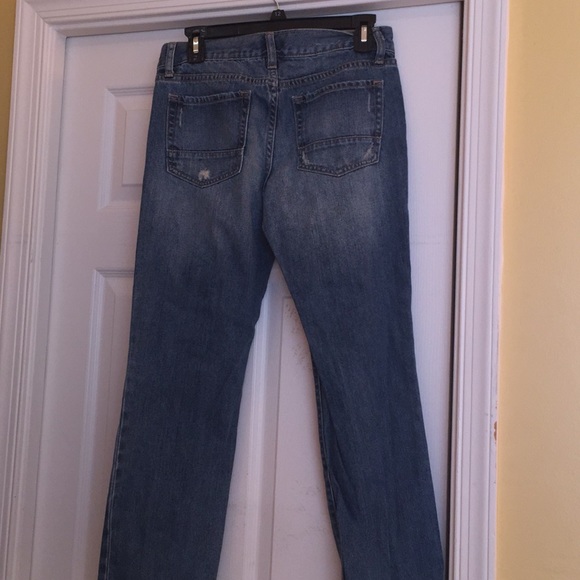 Gap slim boyfriend jeans. Size 4 Distressed. - Picture 3 of 8